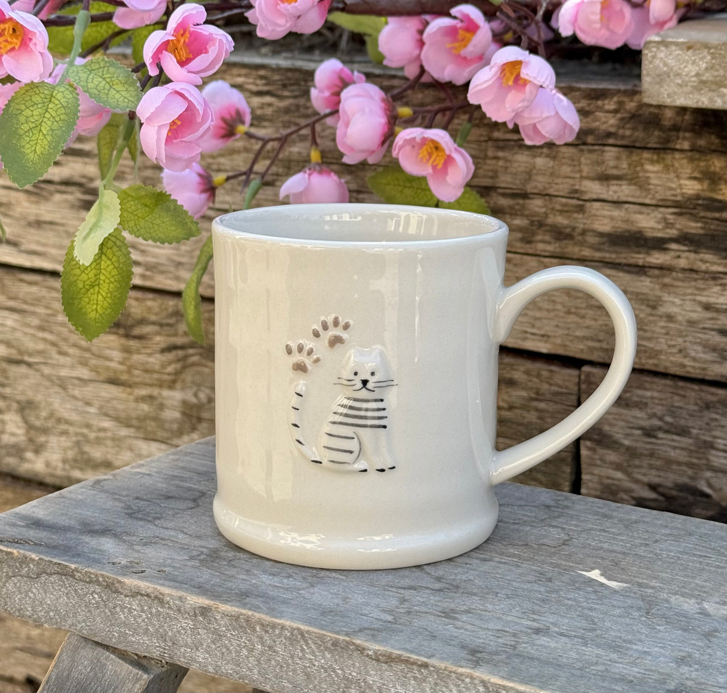 Embossed Animal Stoneware Mugs - Available in 4 designss