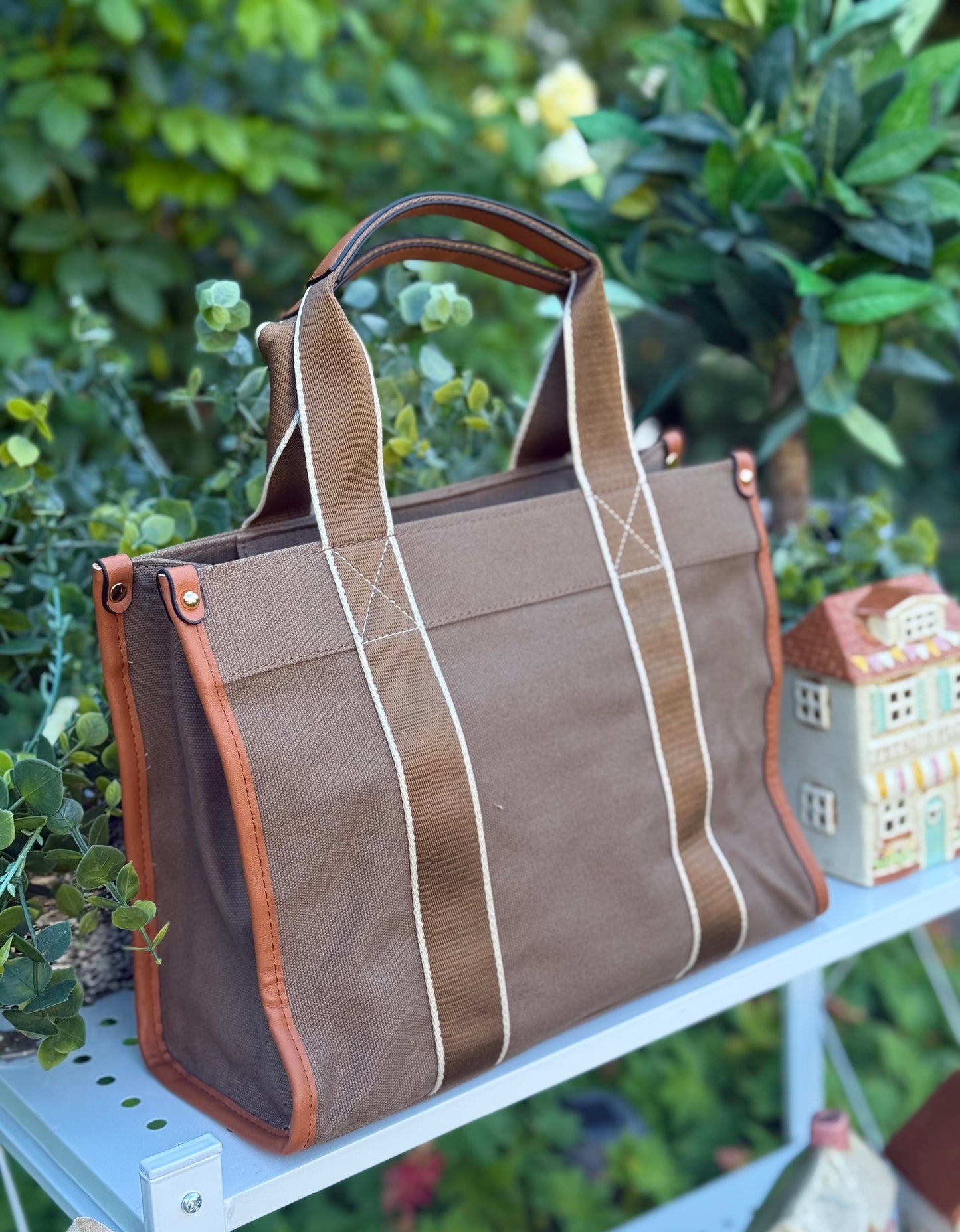 New Embroidered Tote Bag - Camel