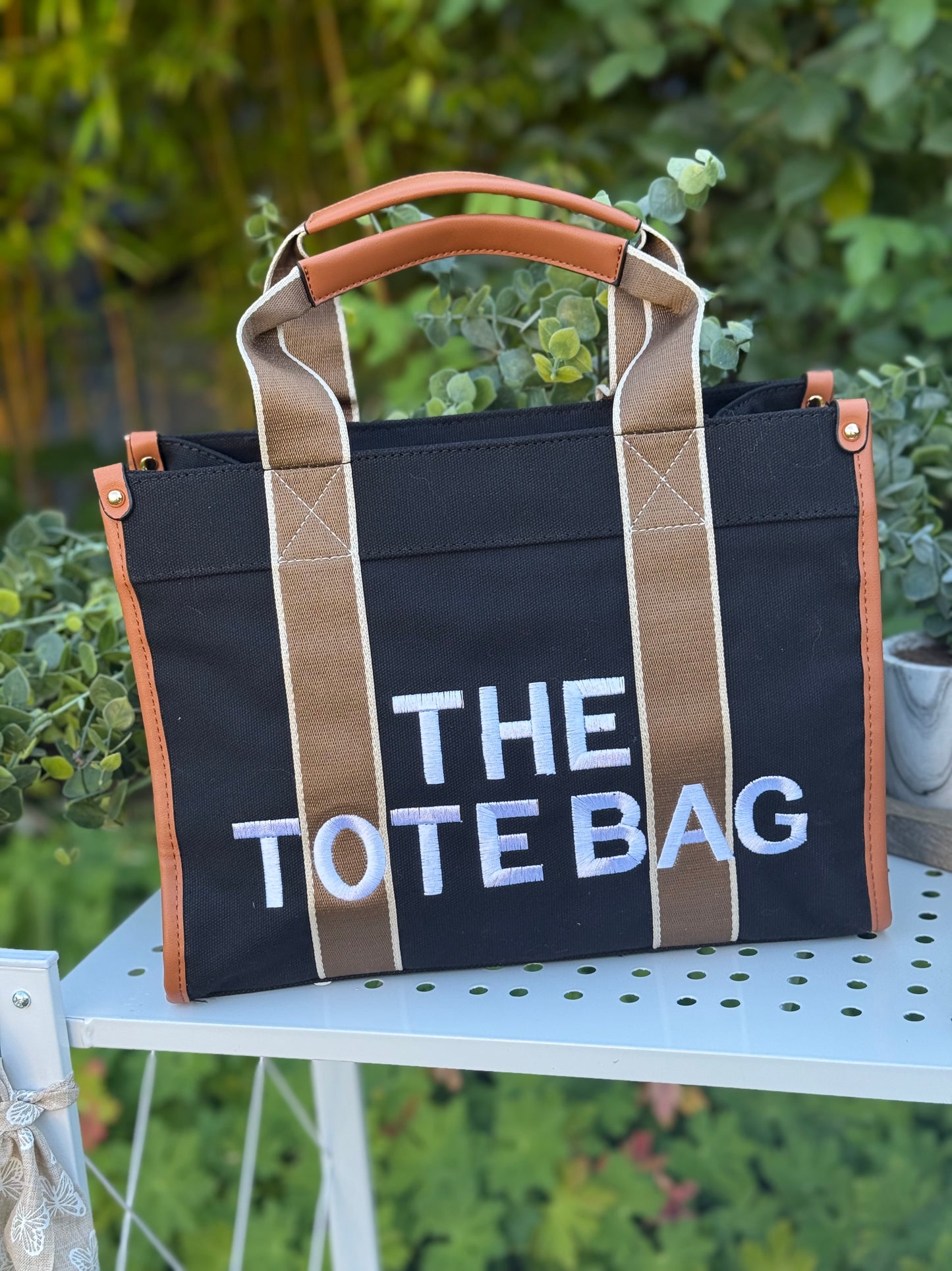 New Embroidered Tote Bag - Black