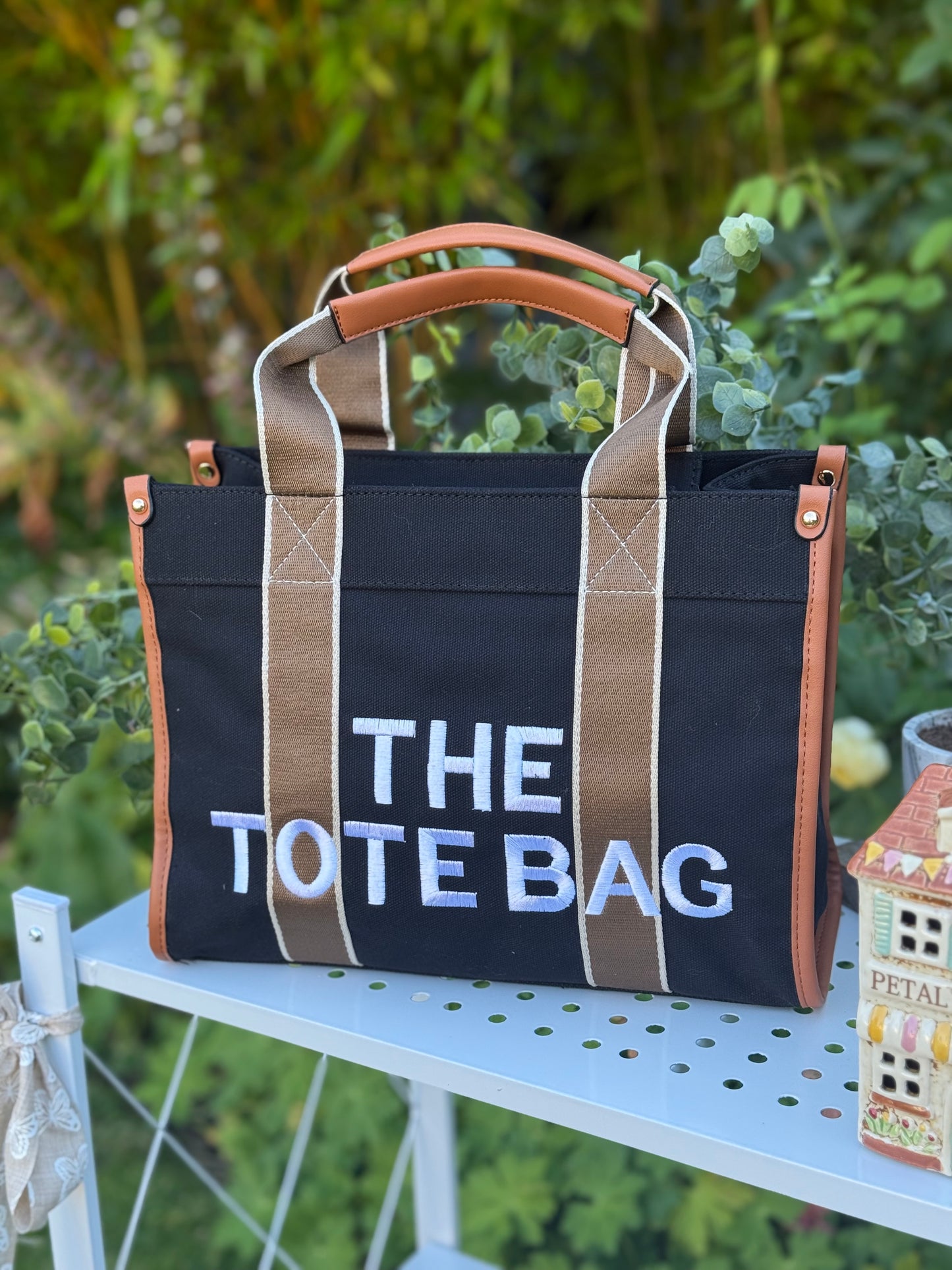 New Embroidered Tote Bag - Black