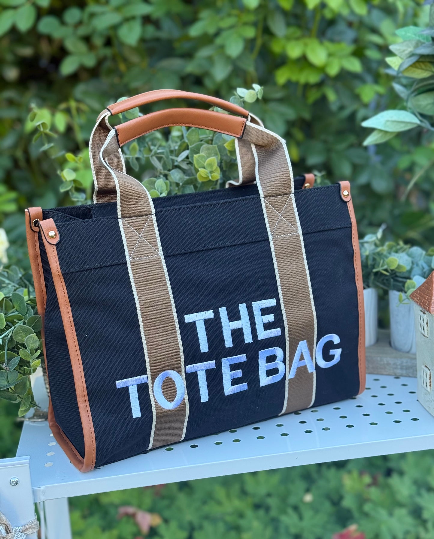 New Embroidered Tote Bag - Black