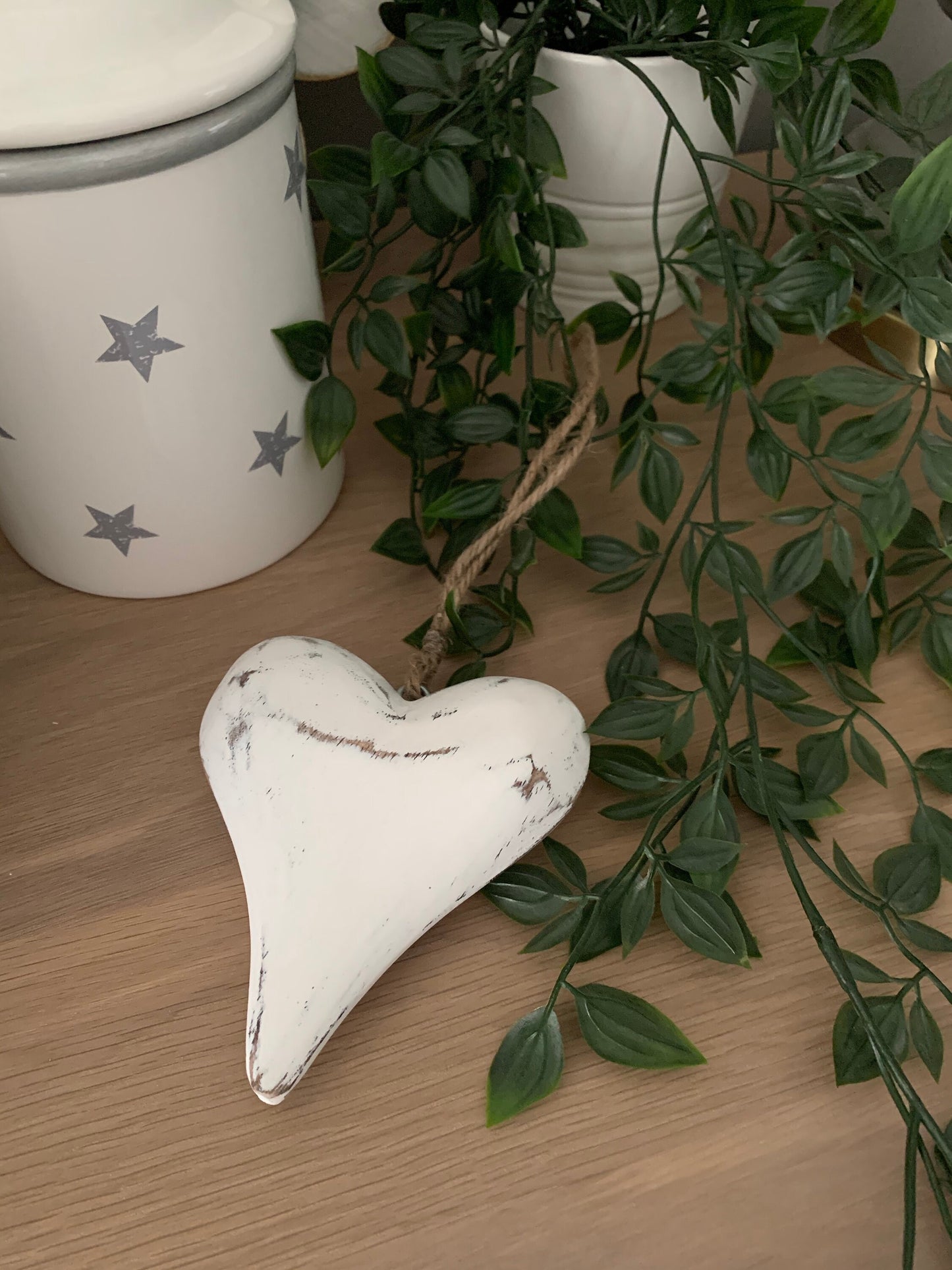 Vintage Solid Wood Heart - White