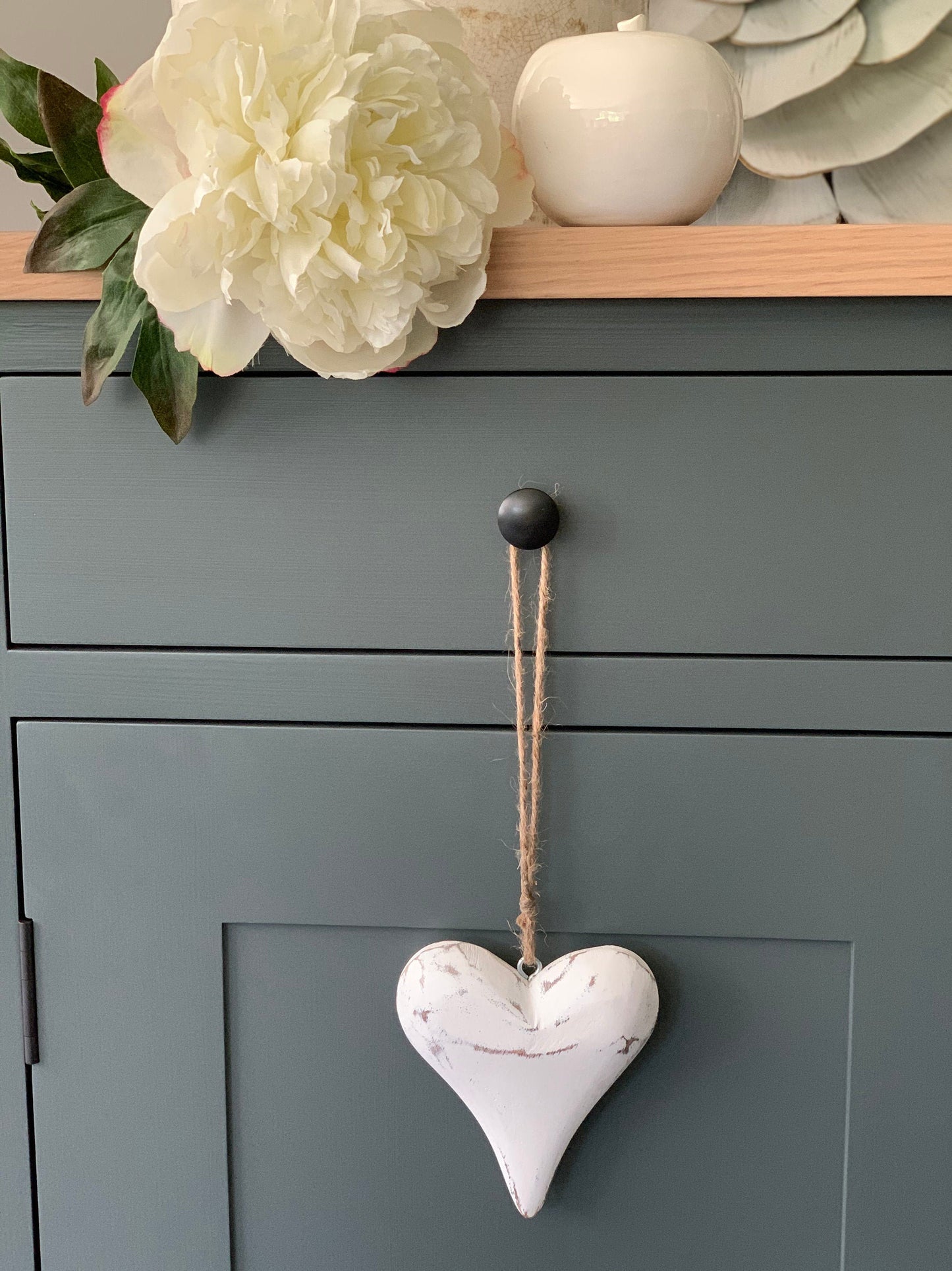 Vintage Solid Wood Heart - White