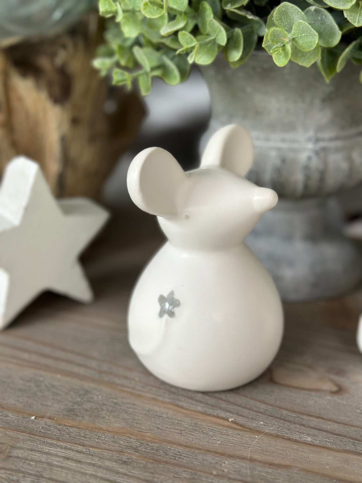 White Ceramic Mouse; Available in 2 sizes.