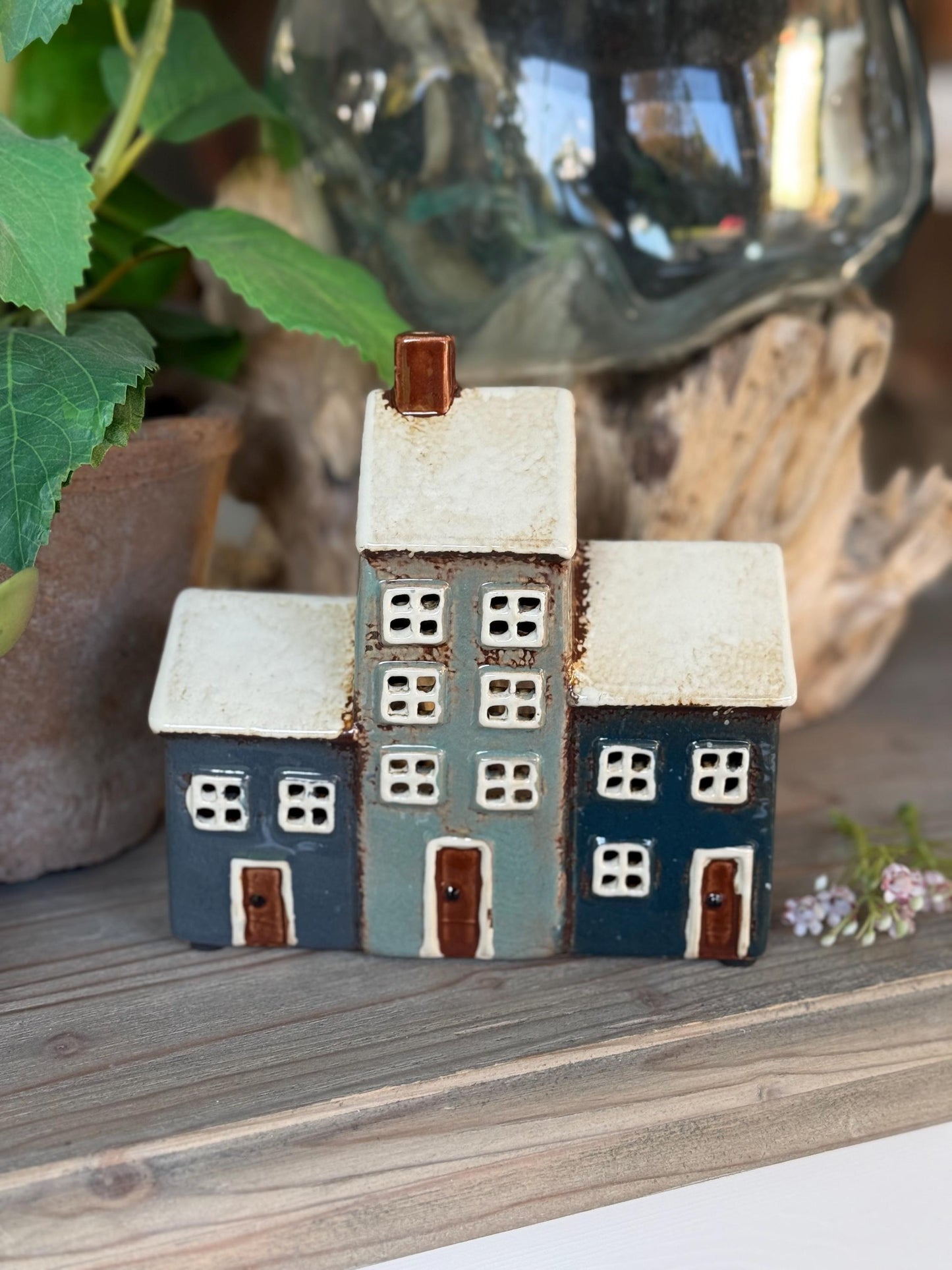 Country Chic Tealight Chateau