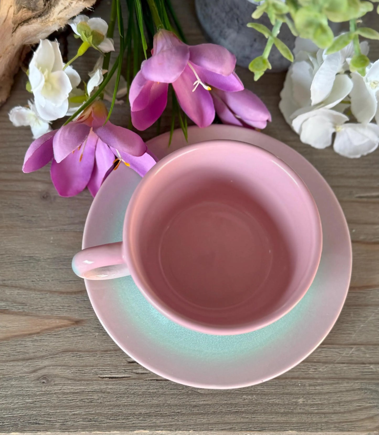 Pastel Tea Cup and Saucer Set: Pink/Green