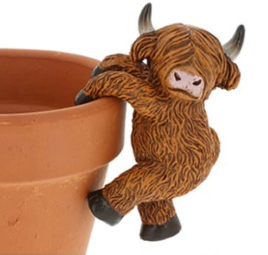 Sweet Highland Cow Pot Hanger - Facing Sideways