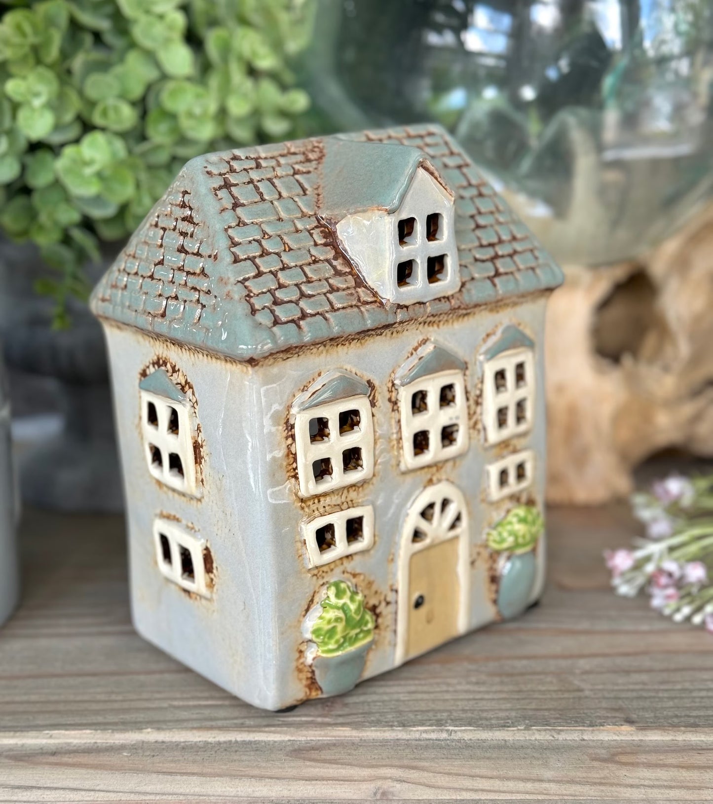 Country Chic Tealight Chateau