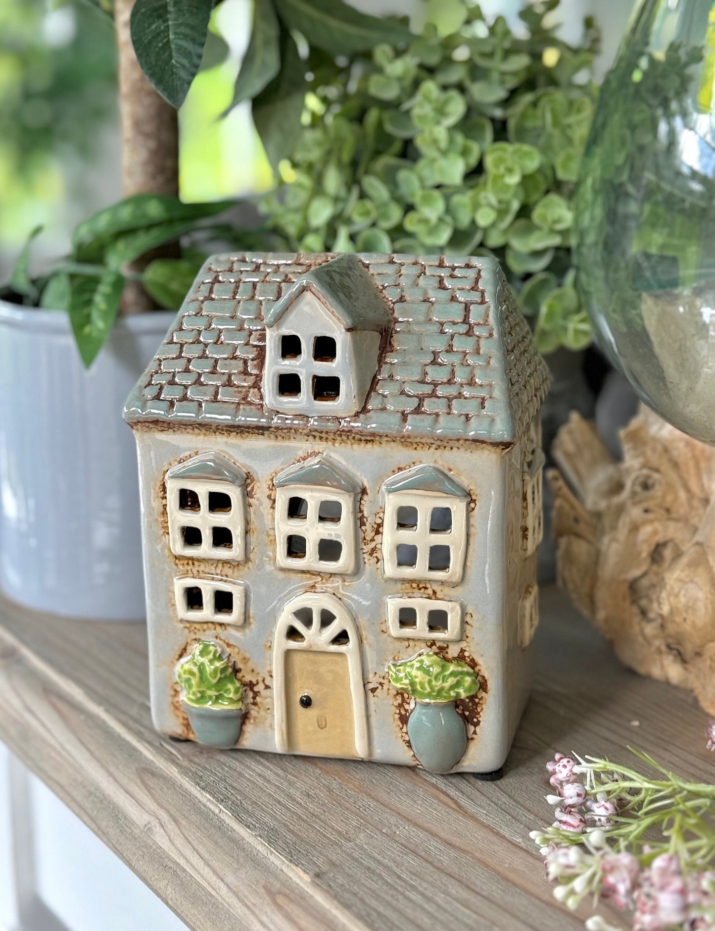 Country Chic Tealight Chateau