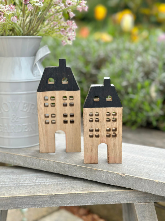 Set of 2 Wooden Houses with Black Roofs