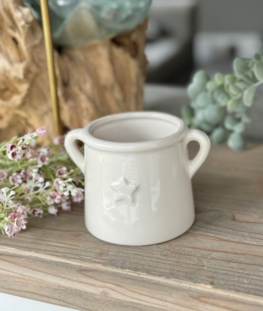 Embossed White Star Eared Pot